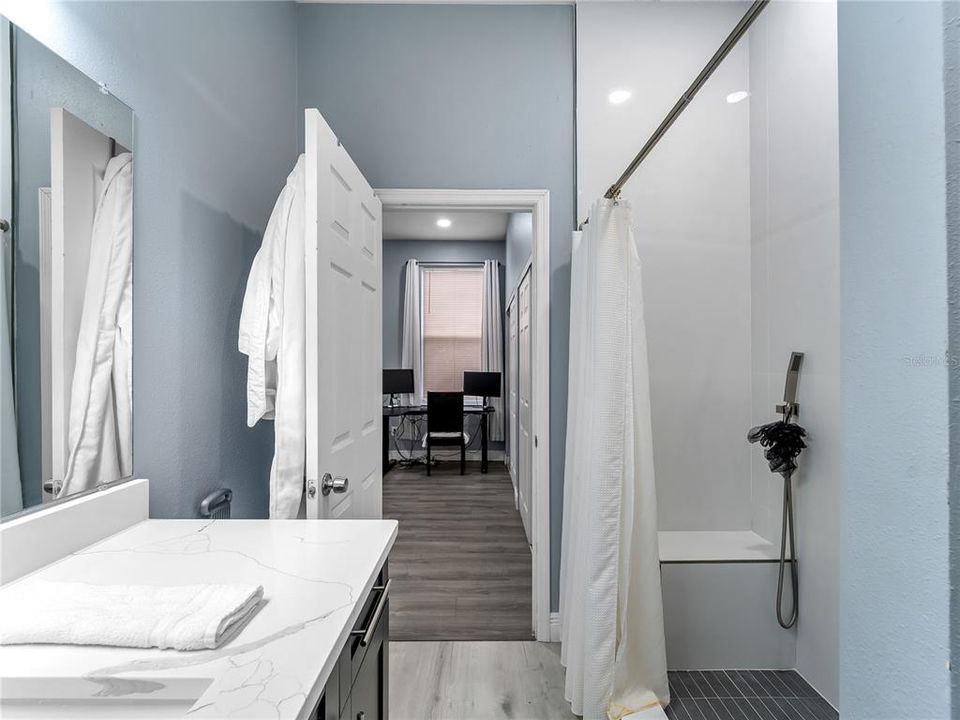 На продажу: $575,000 (3 спален, 2 ванн, 1469 Квадратных фут)