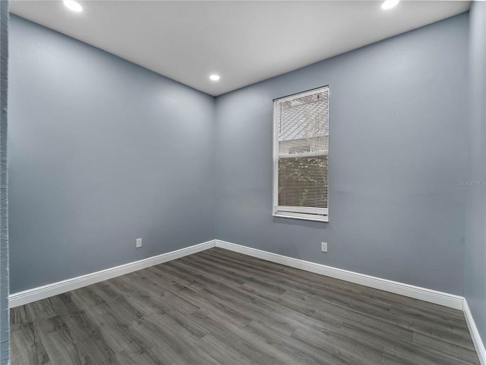 На продажу: $575,000 (3 спален, 2 ванн, 1469 Квадратных фут)