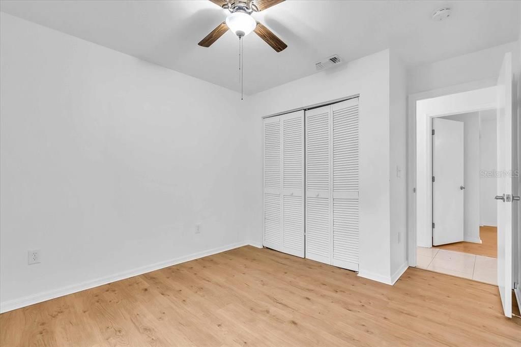 For Rent: $1,850 (3 beds, 2 baths, 1102 Square Feet)