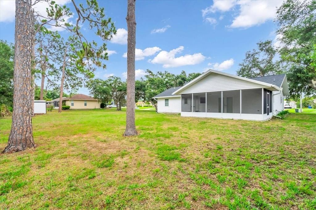 For Rent: $1,850 (3 beds, 2 baths, 1102 Square Feet)