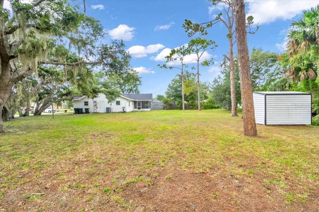 For Rent: $1,850 (3 beds, 2 baths, 1102 Square Feet)