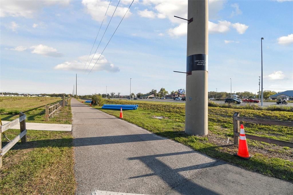 出租: $3,250 (3 贝兹, 2 浴室, 2237 平方英尺)