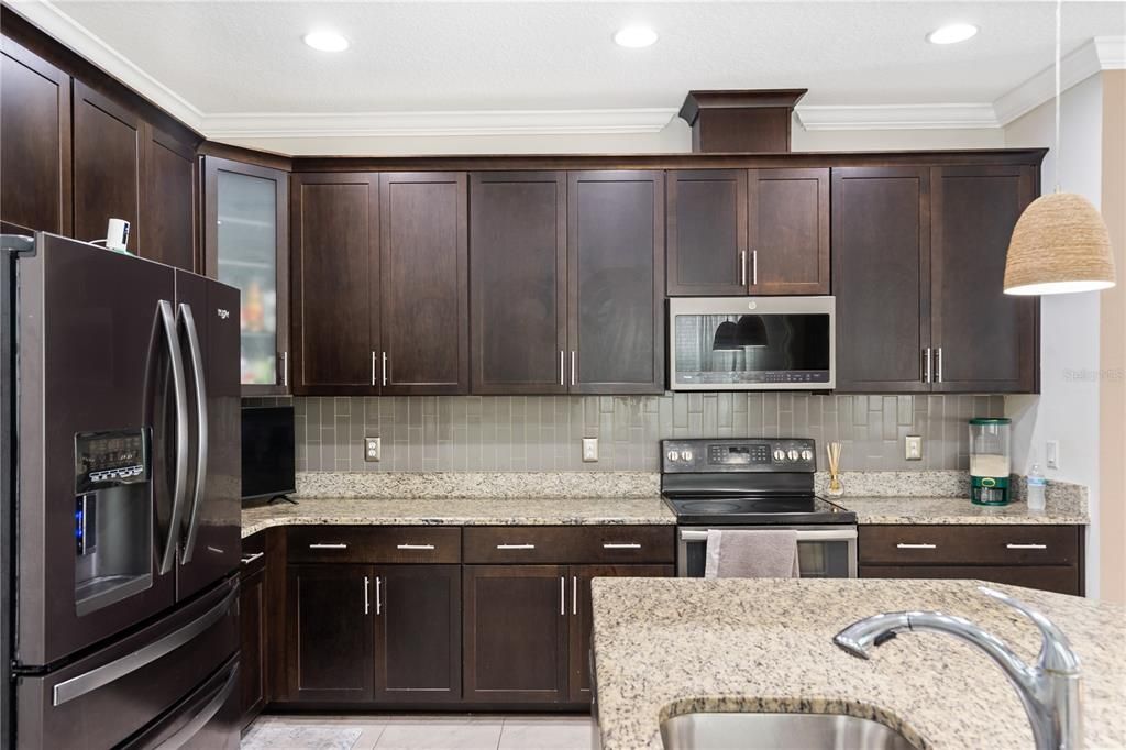 En Venta: $635,000 (4 camas, 3 baños, 2994 Pies cuadrados)