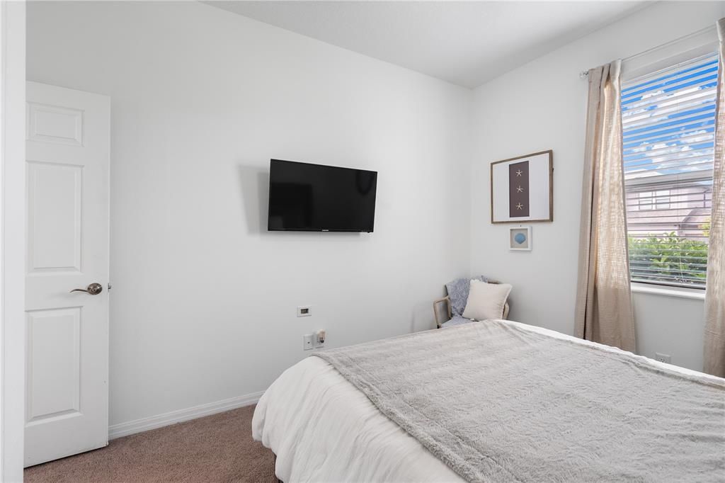 En Venta: $635,000 (4 camas, 3 baños, 2994 Pies cuadrados)