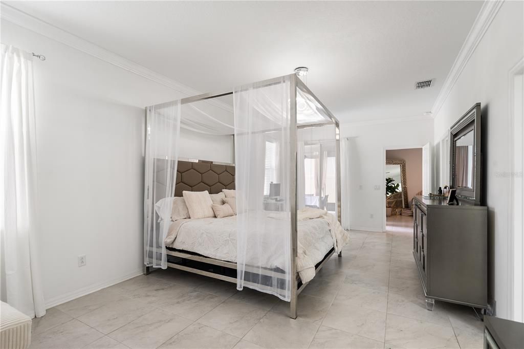 En Venta: $635,000 (4 camas, 3 baños, 2994 Pies cuadrados)