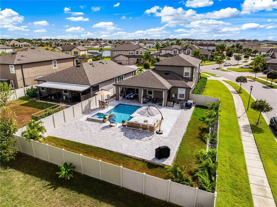 En Venta: $635,000 (4 camas, 3 baños, 2994 Pies cuadrados)