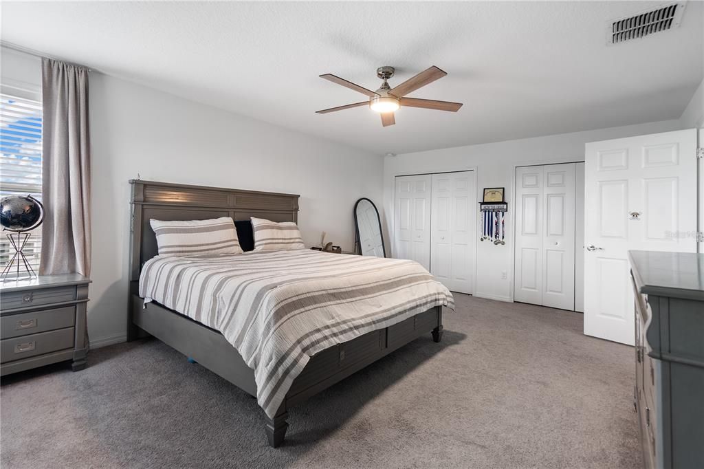 En Venta: $635,000 (4 camas, 3 baños, 2994 Pies cuadrados)