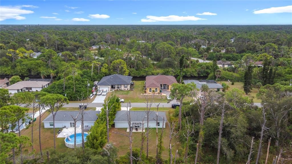 For Rent: $1,900 (3 beds, 2 baths, 1290 Square Feet)