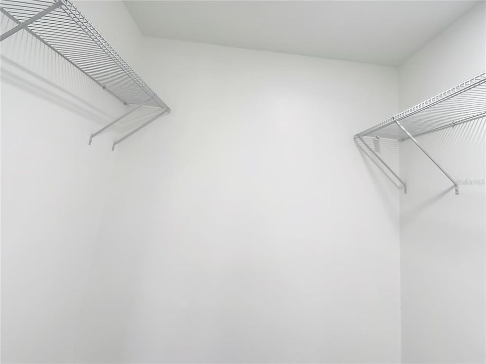 For Sale: $334,900 (3 beds, 2 baths, 1670 Square Feet)