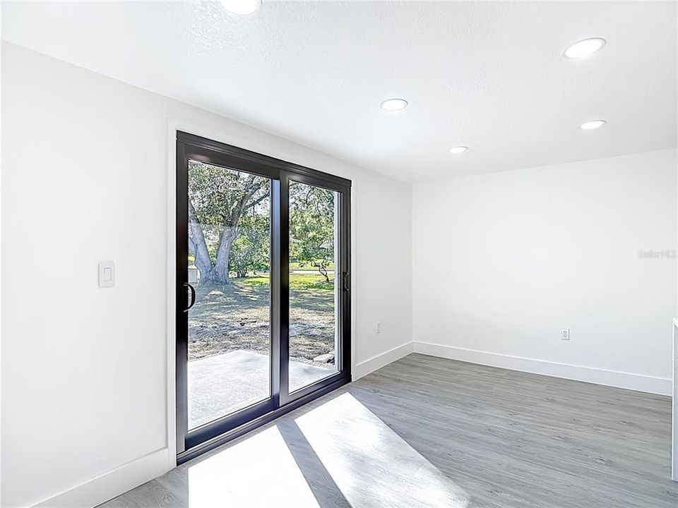 For Sale: $334,900 (3 beds, 2 baths, 1670 Square Feet)