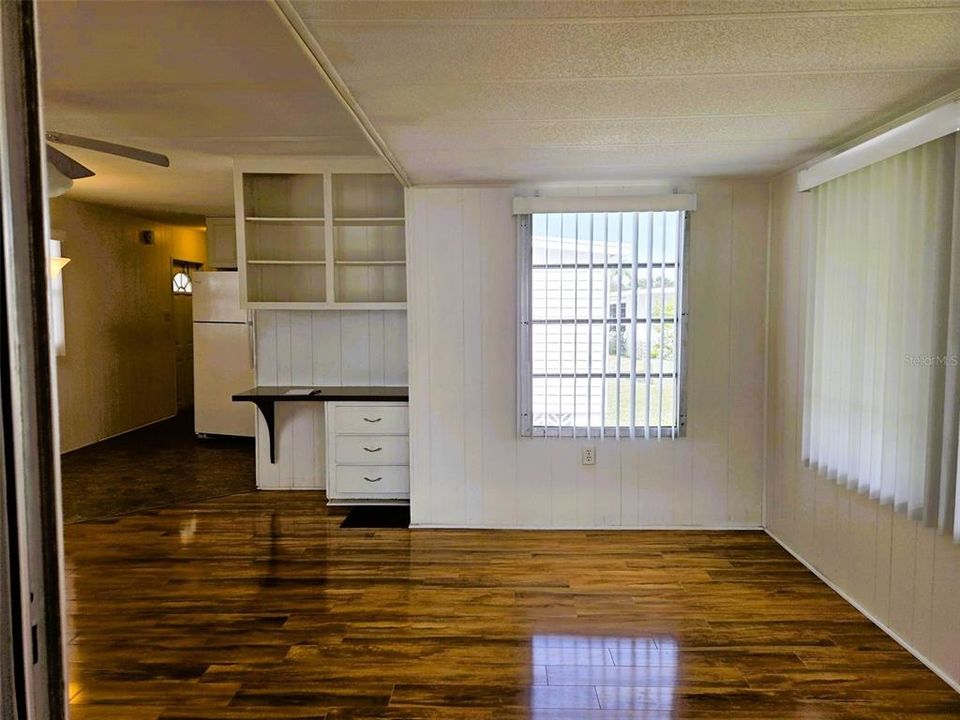 待售: $129,900 (2 贝兹, 2 浴室, 672 平方英尺)