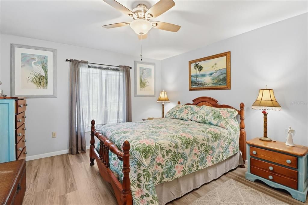 待售: $365,000 (2 贝兹, 2 浴室, 1678 平方英尺)