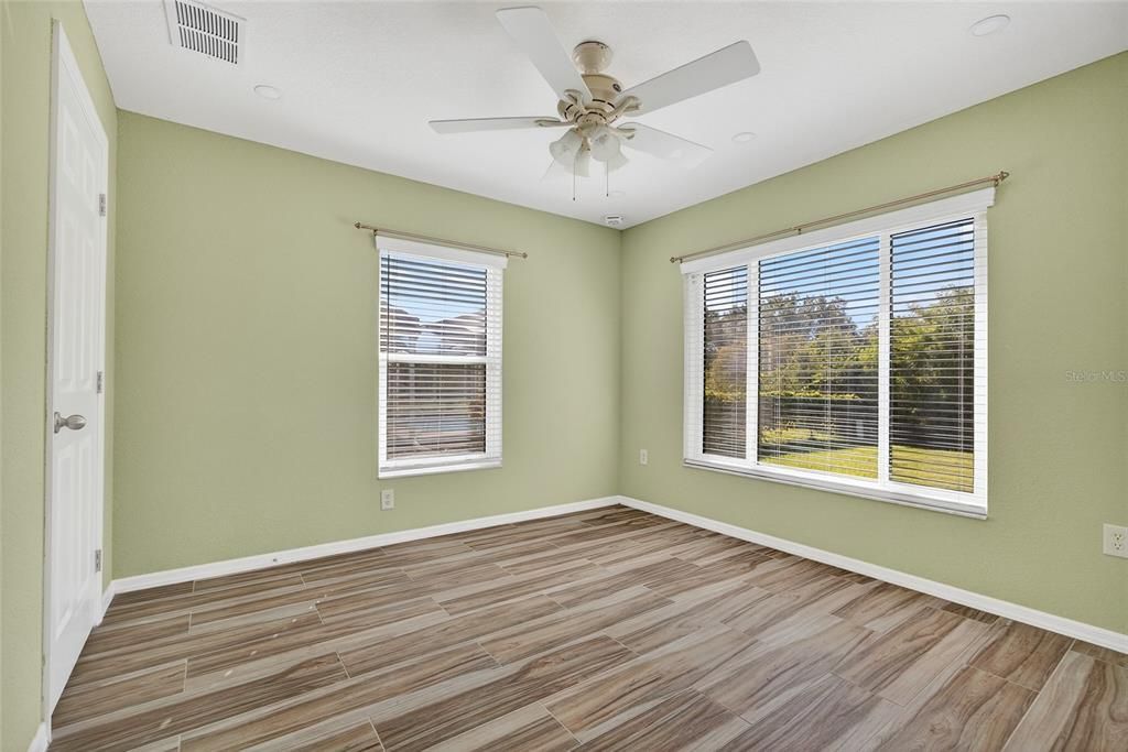 For Sale: $400,000 (4 beds, 2 baths, 2145 Square Feet)