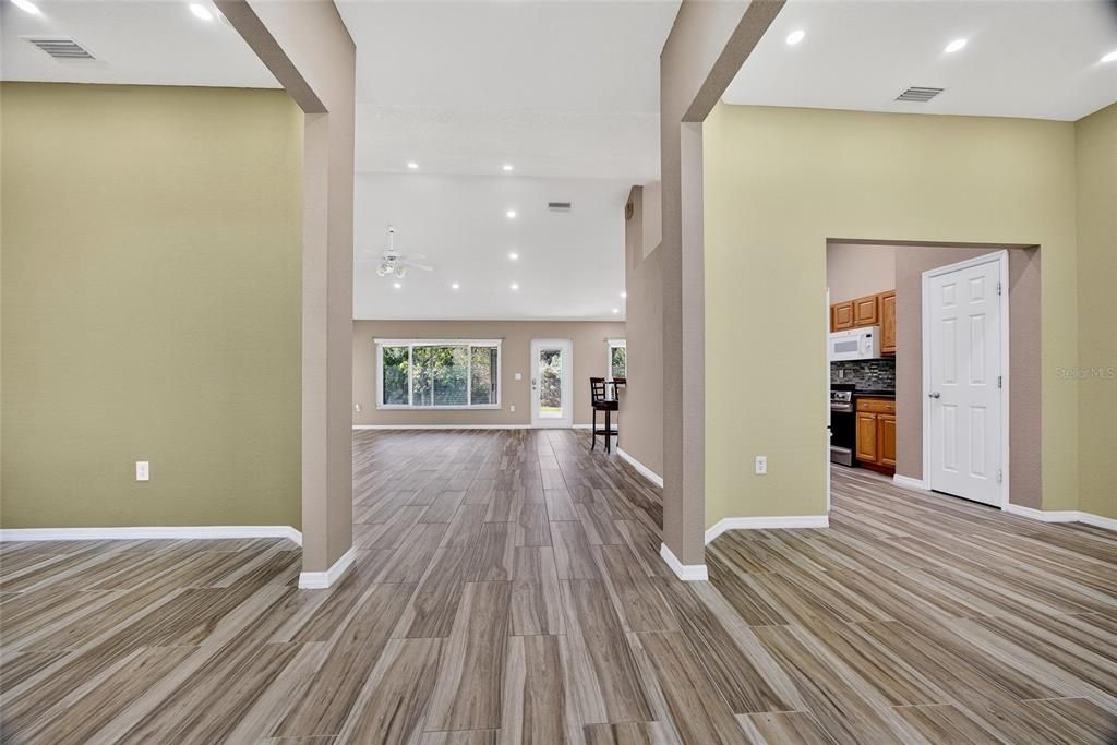 For Sale: $400,000 (4 beds, 2 baths, 2145 Square Feet)