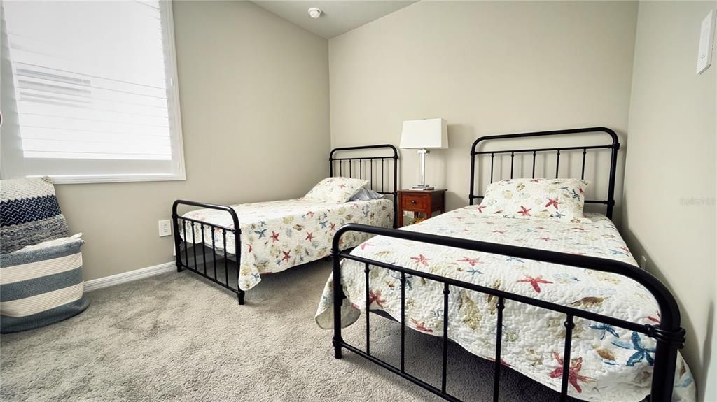 待售: $339,900 (4 贝兹, 2 浴室, 1605 平方英尺)