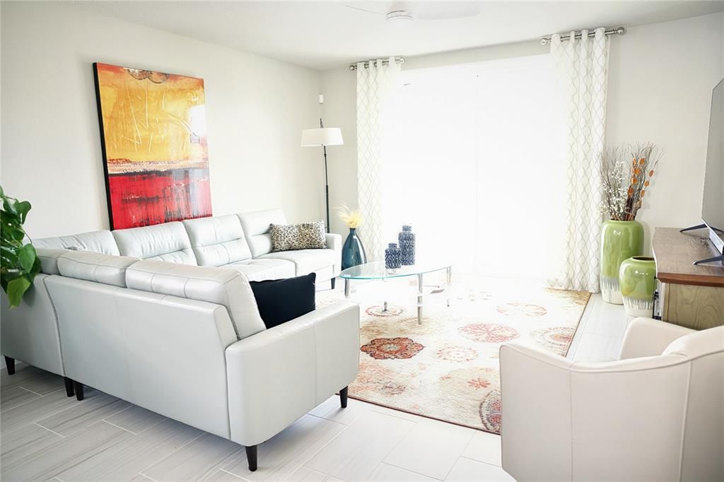 待售: $339,900 (4 贝兹, 2 浴室, 1605 平方英尺)