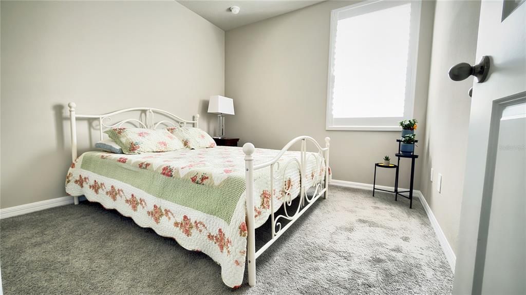 待售: $339,900 (4 贝兹, 2 浴室, 1605 平方英尺)