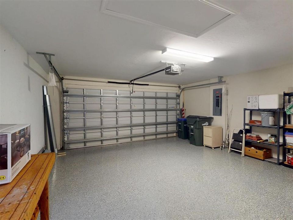 For Sale: $250,000 (2 beds, 2 baths, 1363 Square Feet)