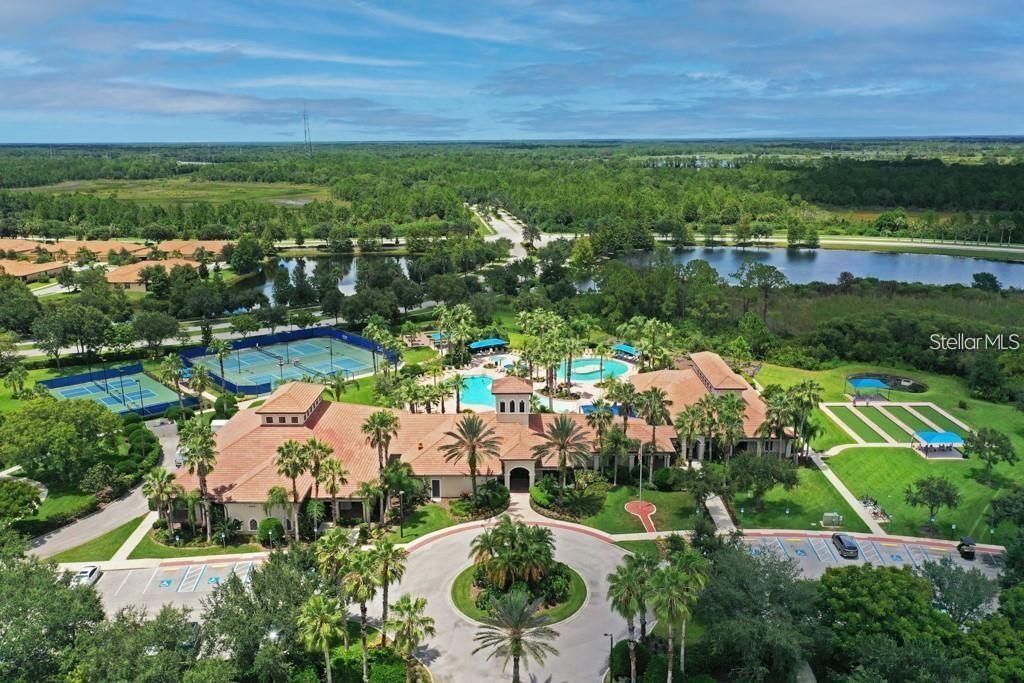 For Sale: $250,000 (2 beds, 2 baths, 1363 Square Feet)