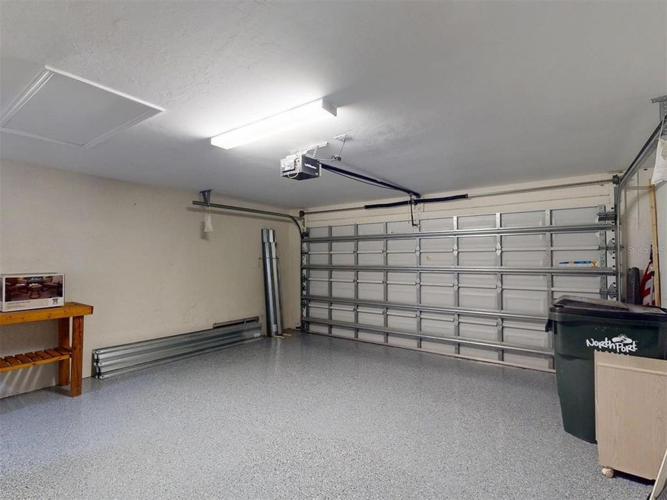 For Sale: $250,000 (2 beds, 2 baths, 1363 Square Feet)