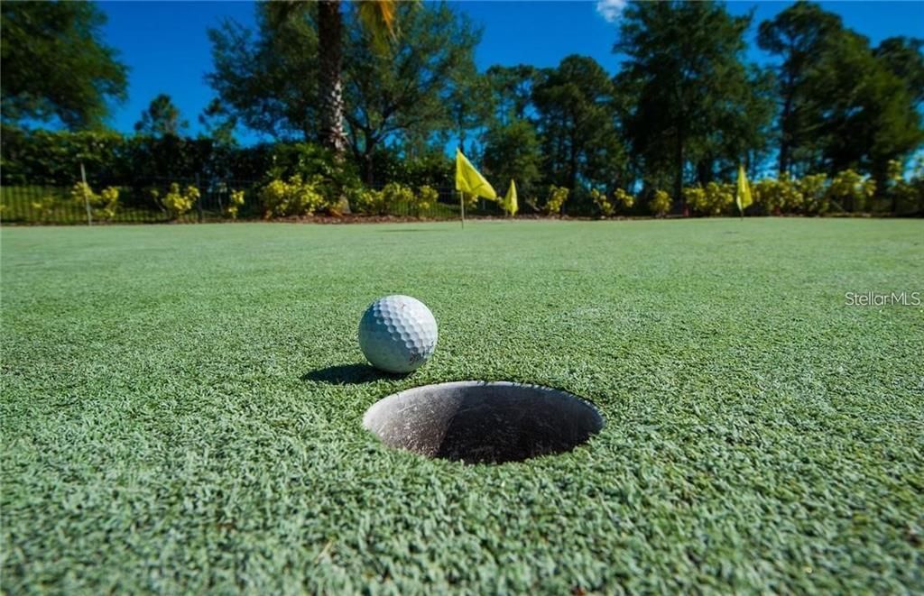 For Sale: $250,000 (2 beds, 2 baths, 1363 Square Feet)