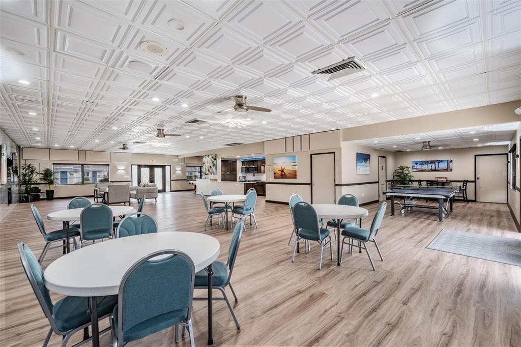 For Sale: $325,000 (2 beds, 2 baths, 1400 Square Feet)