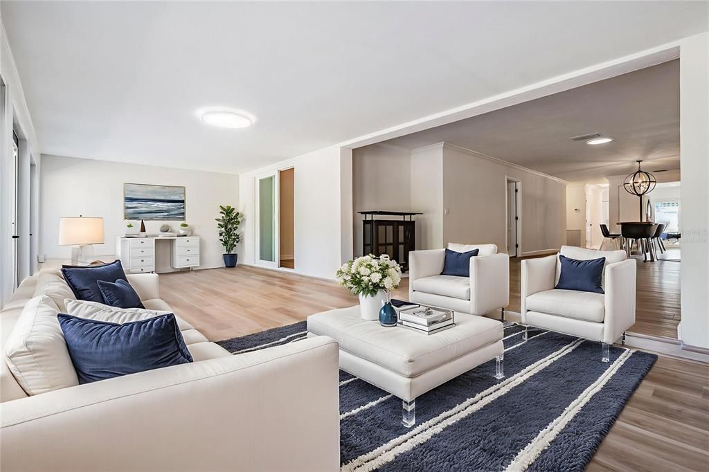 For Sale: $325,000 (2 beds, 2 baths, 1400 Square Feet)