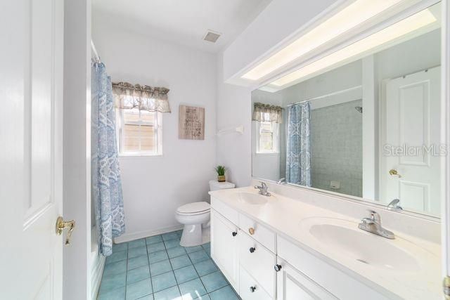 待售: $609,000 (4 贝兹, 3 浴室, 3494 平方英尺)