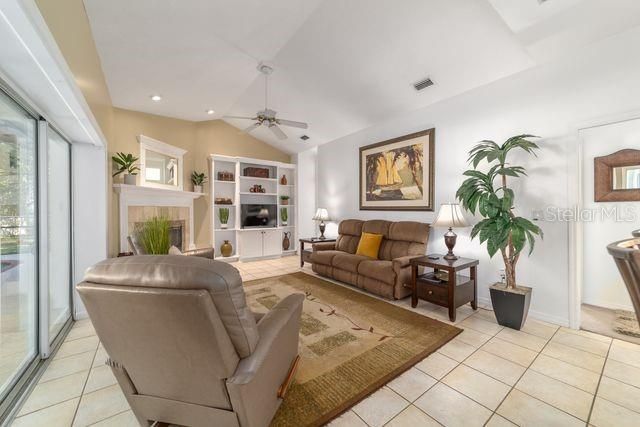 待售: $609,000 (4 贝兹, 3 浴室, 3494 平方英尺)