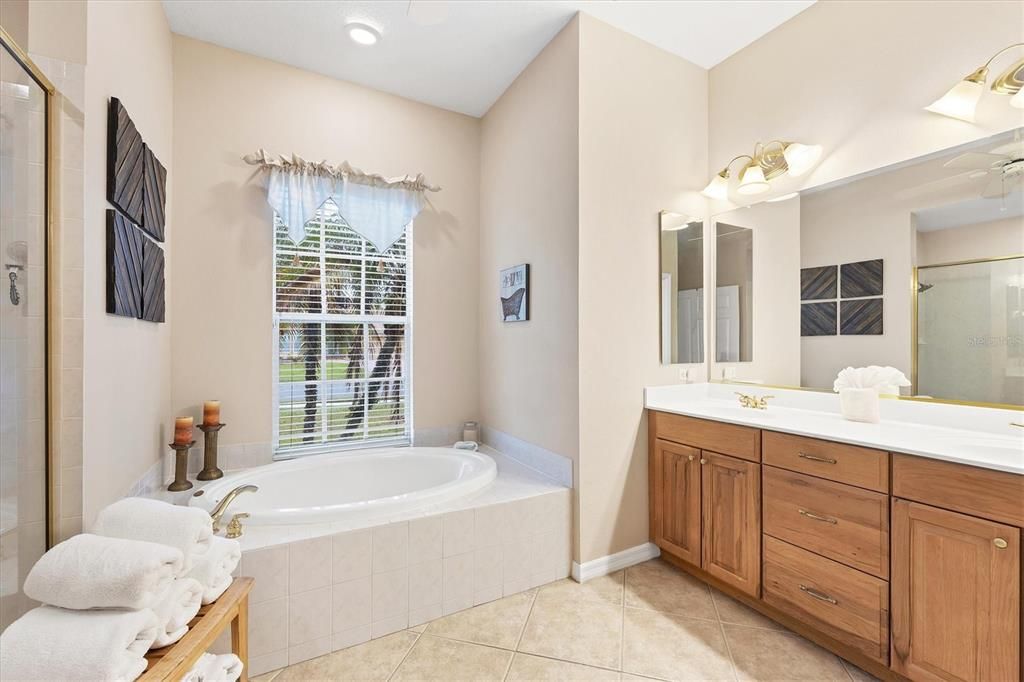 Active With Contract: $639,000 (4 beds, 3 baths, 2278 Square Feet)