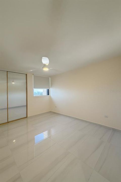 出租: $3,000 (3 贝兹, 2 浴室, 0 平方英尺)