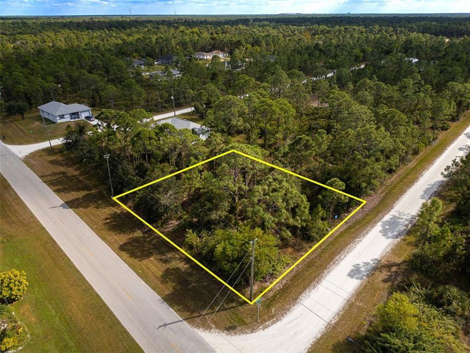 На продажу: $35,000 (0.29 acres)