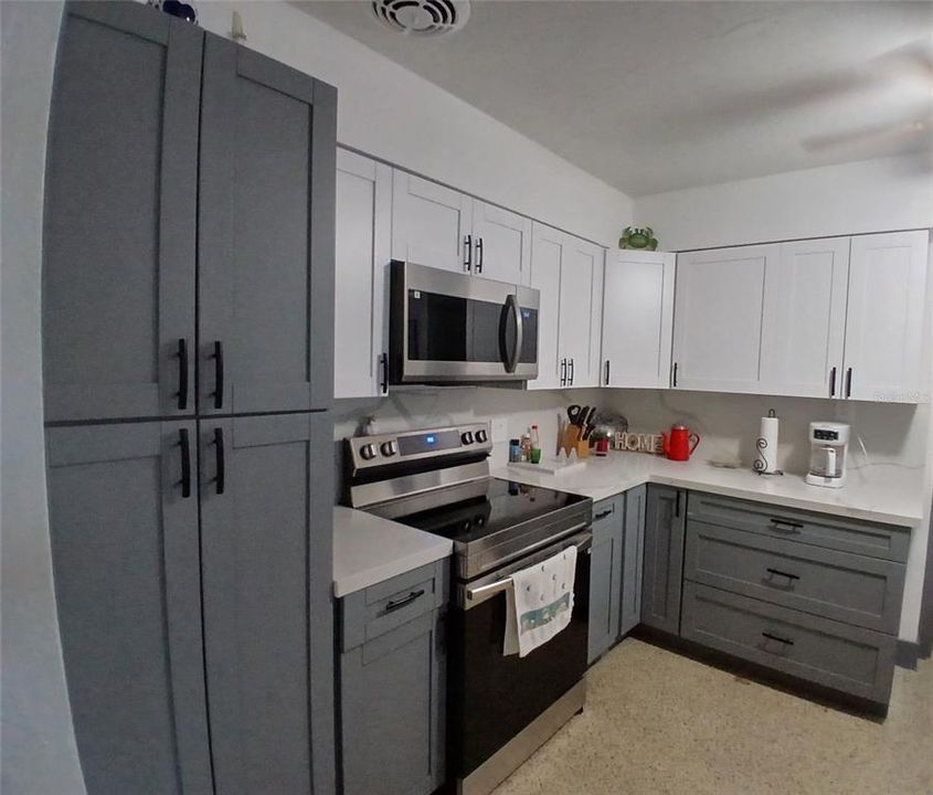 En Venta: $612,500 (3 camas, 1 baños, 1218 Pies cuadrados)