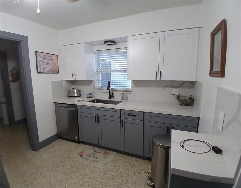 En Venta: $612,500 (3 camas, 1 baños, 1218 Pies cuadrados)