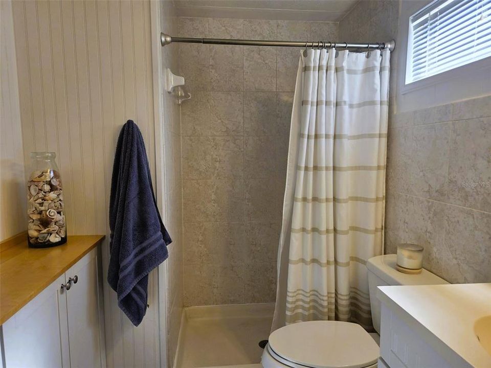 待售: $239,900 (2 贝兹, 2 浴室, 1160 平方英尺)