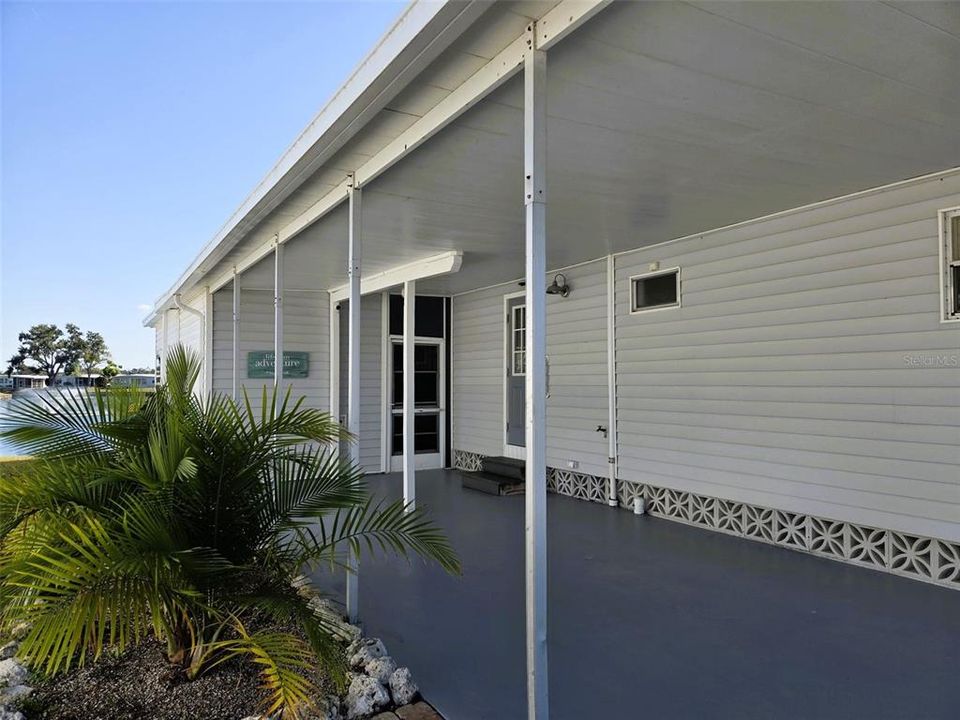 待售: $239,900 (2 贝兹, 2 浴室, 1160 平方英尺)