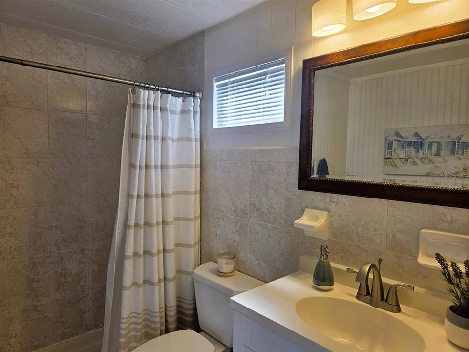 待售: $239,900 (2 贝兹, 2 浴室, 1160 平方英尺)