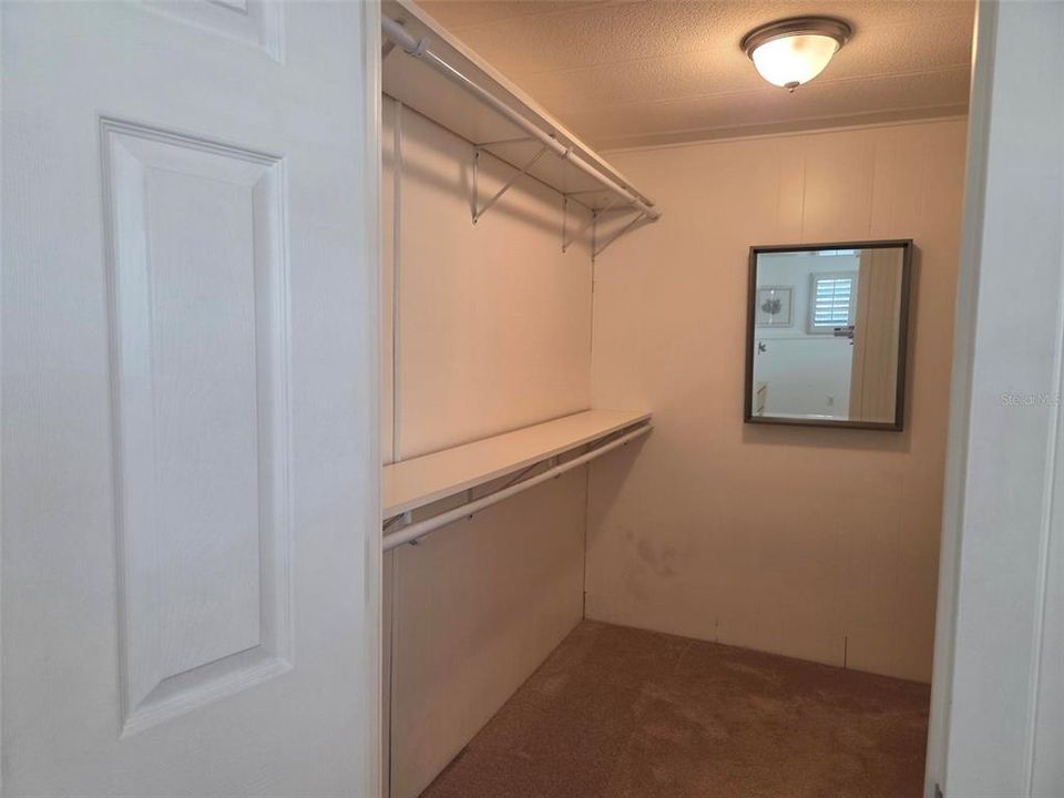 待售: $239,900 (2 贝兹, 2 浴室, 1160 平方英尺)