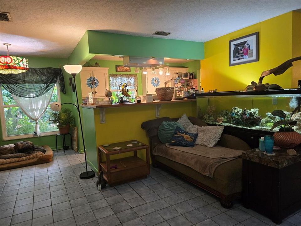 En Venta: $399,000 (2 camas, 2 baños, 1440 Pies cuadrados)