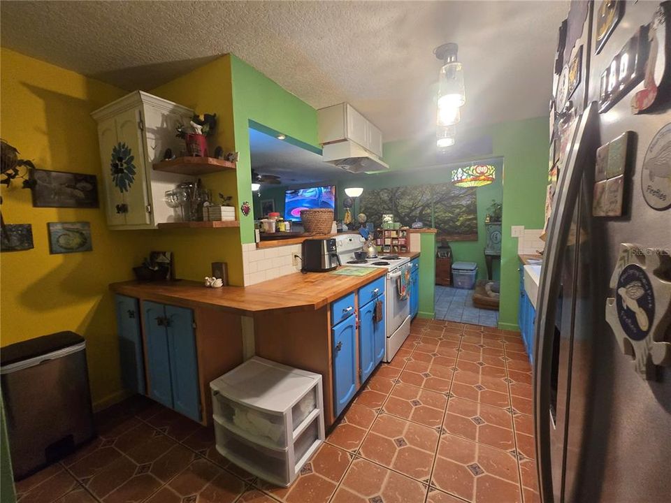 En Venta: $399,000 (2 camas, 2 baños, 1440 Pies cuadrados)
