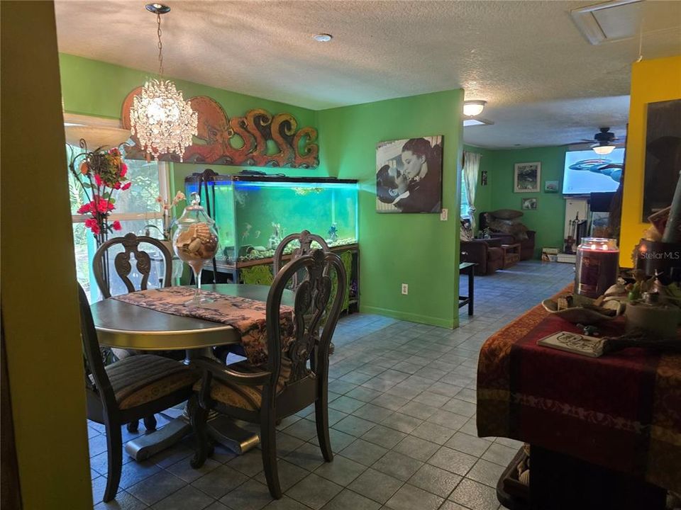 En Venta: $399,000 (2 camas, 2 baños, 1440 Pies cuadrados)