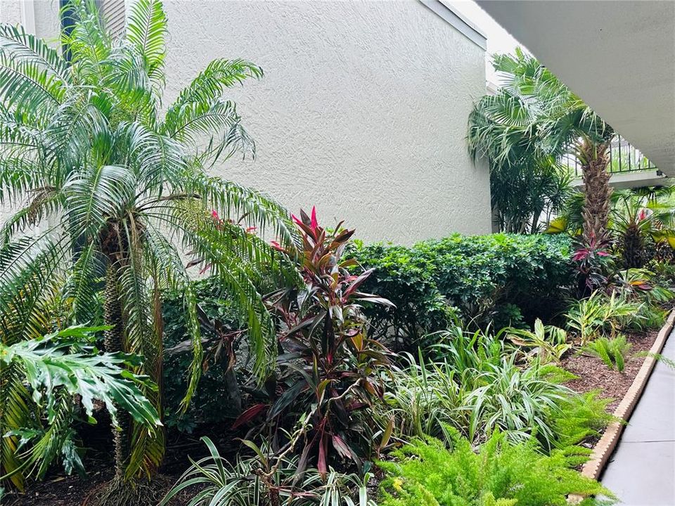 待售: $449,000 (2 贝兹, 2 浴室, 1050 平方英尺)