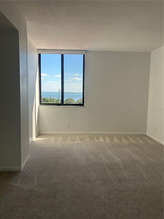 待售: $449,000 (2 贝兹, 2 浴室, 1050 平方英尺)