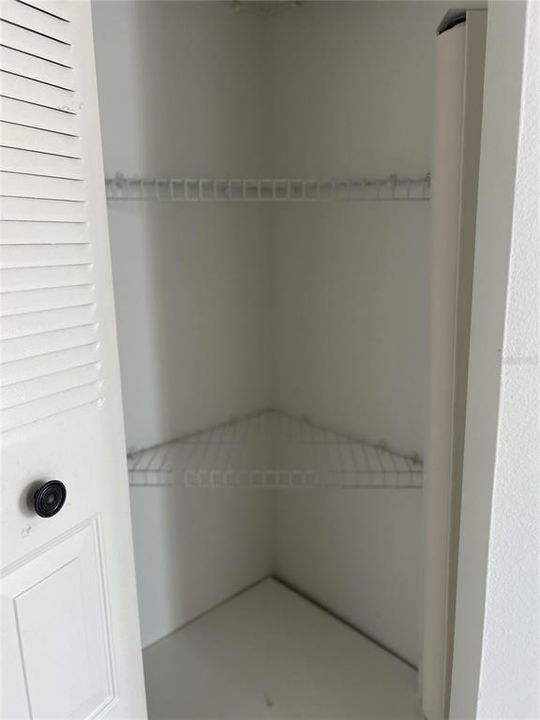 待售: $449,000 (2 贝兹, 2 浴室, 1050 平方英尺)