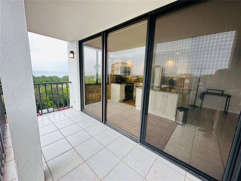 待售: $449,000 (2 贝兹, 2 浴室, 1050 平方英尺)