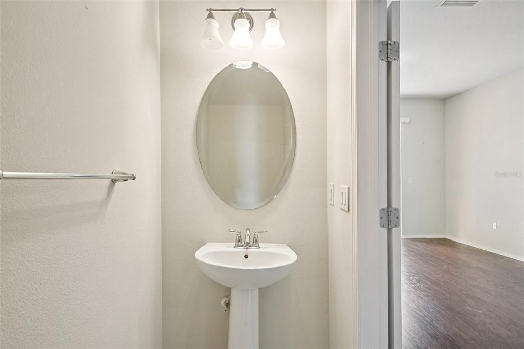 For Rent: $2,000 (2 beds, 2 baths, 1592 Square Feet)