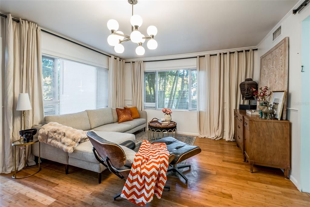 На продажу: $864,000 (4 спален, 3 ванн, 1791 Квадратных фут)