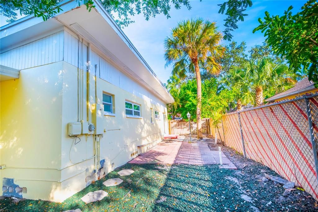 На продажу: $864,000 (4 спален, 3 ванн, 1791 Квадратных фут)