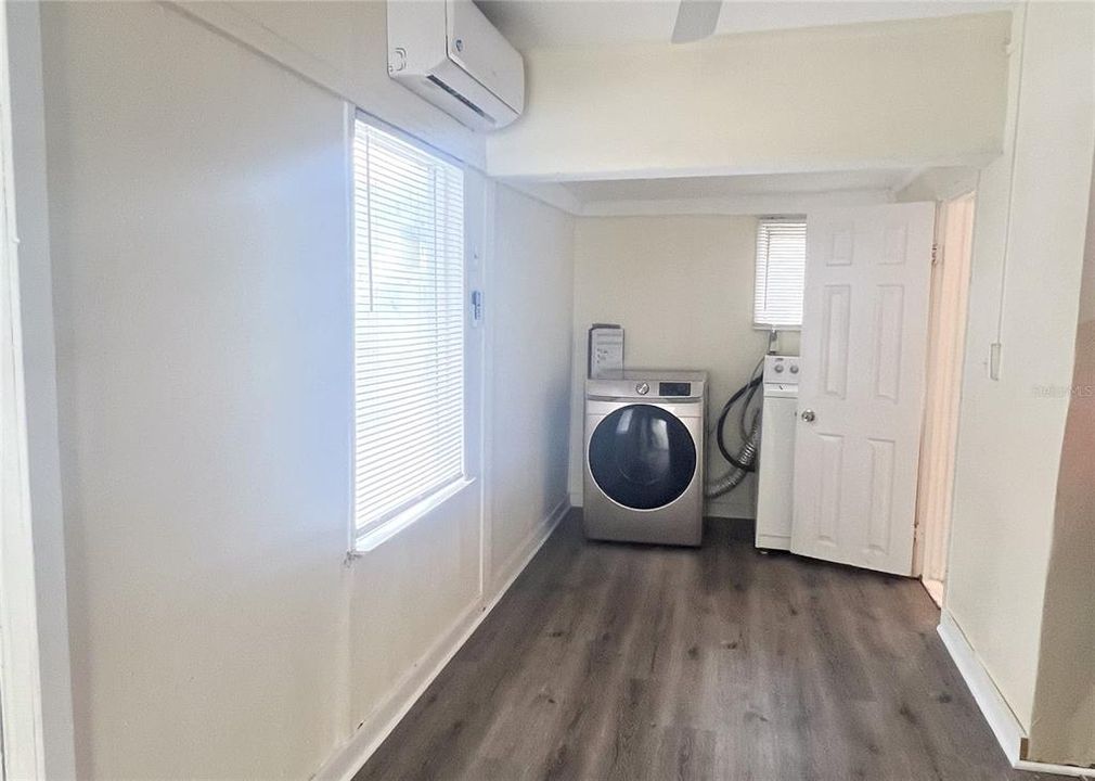 На продажу: $864,000 (4 спален, 3 ванн, 1791 Квадратных фут)