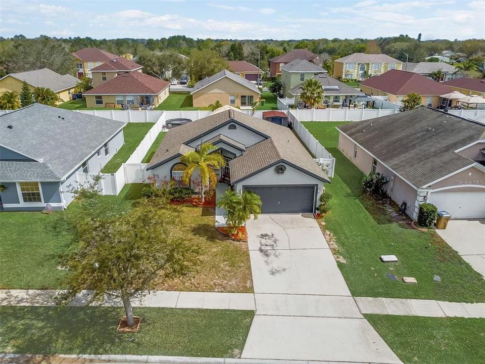 For Sale: $350,000 (3 beds, 2 baths, 1400 Square Feet)